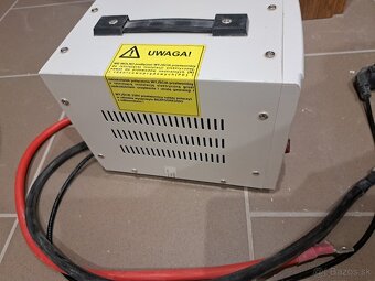 Záložný zdroj VOLT Sinus Pro 800 E 12/230V 800VA 500W - 4