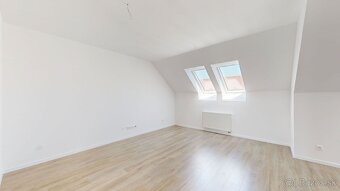 Polianky / B6412 / 2-izbový byt s loggiou - 4