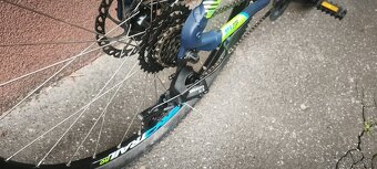 Predám horský bicykel Btwin Rockrider 520,kolesá:26" - 4