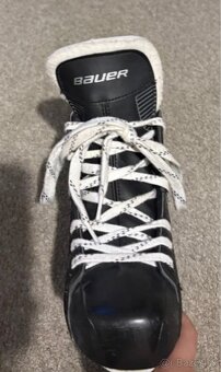 BAUER SUPREME VEĽKOSŤ 36 - 4
