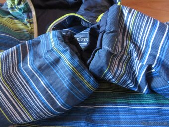 Zimná teplá obojstranná bunda - WEDZE - 146/152 - 4