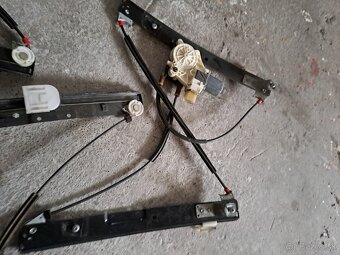 Predam ford mondeo mk4 Mechanizmus zdvíhania okna - 4