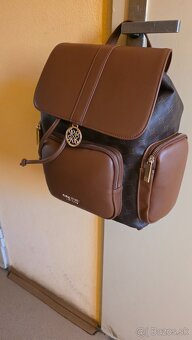 Predam rubsak novy Nine West - 4