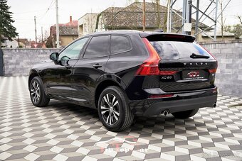 ⏩ Volvo XC60 B4 Momentum AWD A/T - 4