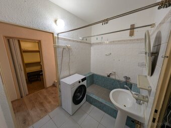 Predaj 2 izbový byt 60 m2, Nové Zámky - 4