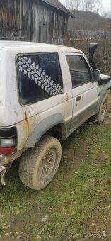 Mitsubishi Pajero - 4