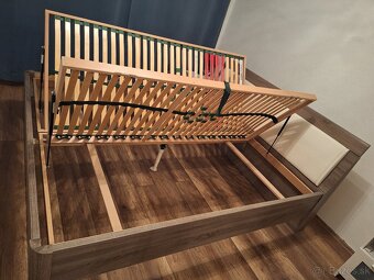 Predam Postel - 4