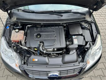 Ford focus kombi 1.6 tdci Rok 2010 - 4