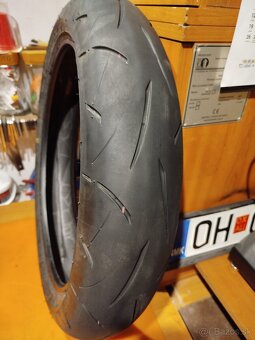 Pneu moto - 4