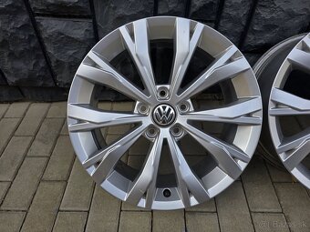 5x112 R17 VW Montana Tiguan - 4
