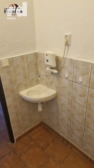Priestor pre Vaše podnikanie v centre Senca - 4