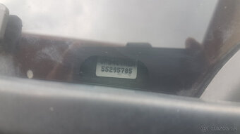Predam peugeot 308,1.6hdi r.v 2008 - 4