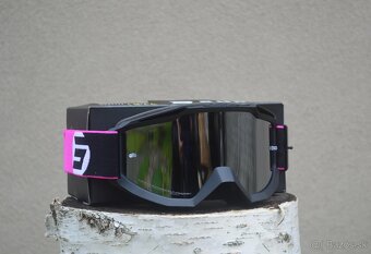 shot fialovo modrá prilba okuliere ECE06 - 4