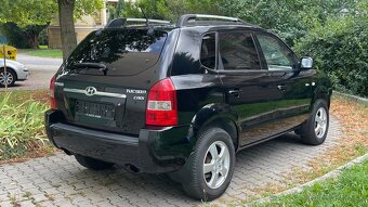 Hyundai Tucson 2.0 CRDi 4wd - 4