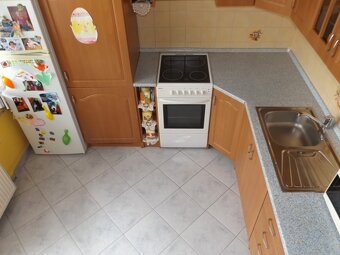 PRENÁJOM: Zariadený 1-izbový byt, 2 lodžie, 41m2 - 4