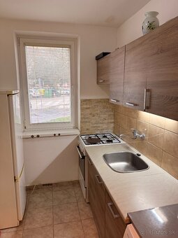 Prenájom 1-izbový byt Sereď - 4