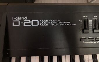 Predám Roland D-20 a Korg M1 - 4