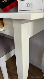 Kozmetický stolík - 4