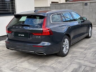 Volvo V60 D4 Inscription AT8 r.2019 - 4