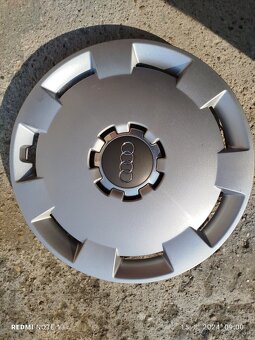 Puklice Audi R16 - 4