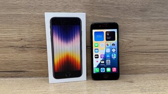 Apple iPhone SE 2022 128GB Midnight - 4