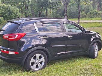 KIA SPORTAGE 2.0 CRDI 4x4 100 kw A/T automat kup.v SR - 4