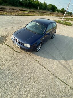Volkswagen Golf IV 1.4 55 kW – Zachovalý benzínový hatchback - 4