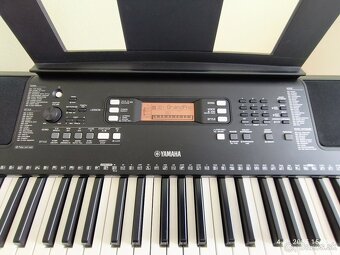 Predám digital keyboard YAMAHA PSR-E363 - 4