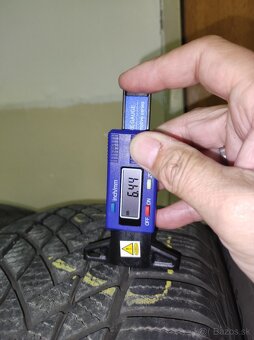 Predám používané zimné pneu - 4