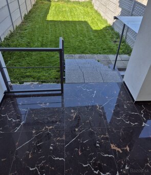 4-IZBOVÝ RADOVÝ RODINNÝ DOM - 4