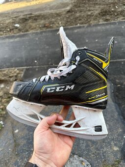 Korcule CCM tacks 9370 - 4