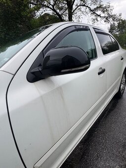 Škoda octavia 1.2 2010 benzín - 4