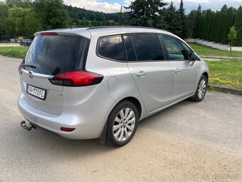 Opel Zafira Tourer - 4