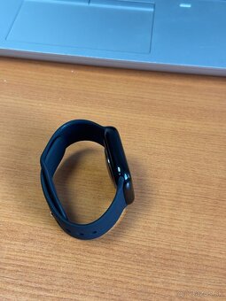 Apple Watch 10 42mm JET BLACK - rok záruka, len odskúšané - 4