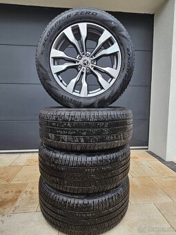 Mercedes Benz GLE 275/50 R20 - 4