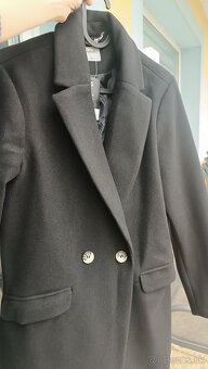 Čierny nový dámsky kabát - 4