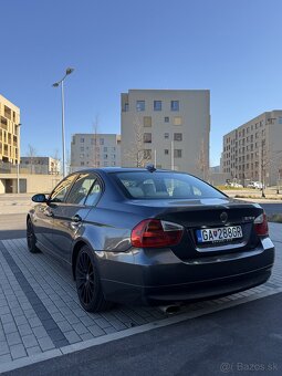 BMW E90 318D - 4