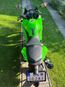 Kawasaki Ninja 250R - 4