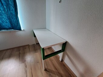 Predám detský polohovateľný stôl IKEA Pahl - 4