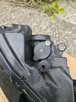 svetlo predni prave SKODA Scala - 4