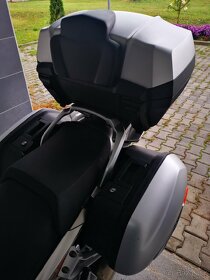 YAMAHA FJR1300 - 4