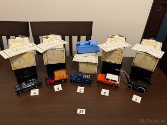 4 cast - Matchbox Yesteryear, Matchbox Dinky ZLACNENE - 4