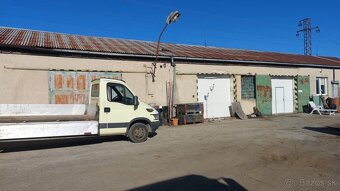 Komerčný objekt na predaj 3 747 m² - 4
