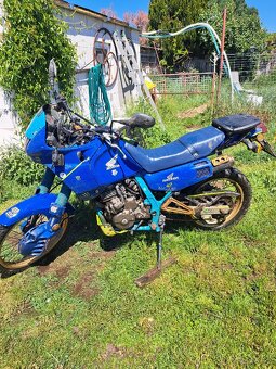 Honda nx 500 dominator - 4