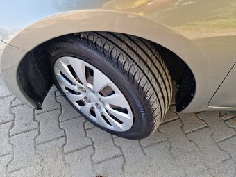 KIA Ceed 1.6 GDi EX/Gold 135k M6 (benzín) kup.SR - 4