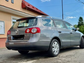 Predám VW Passat Combi B6 2.0 TDI - 4
