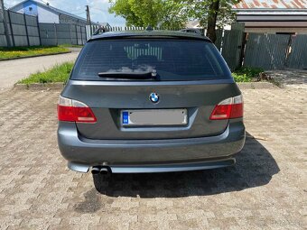 BMW E61 - 4