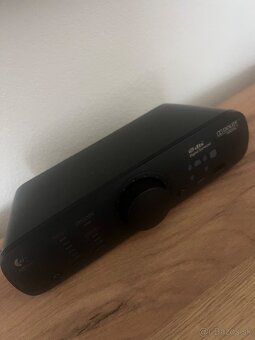 Logitech Z906 - 4