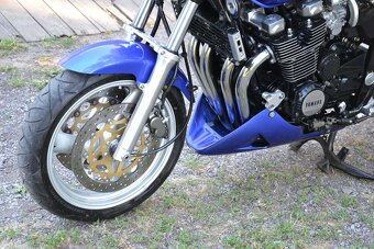 YAMAHA XJR 1200SP CHRISTIAN SARRON REPLIKA - 4