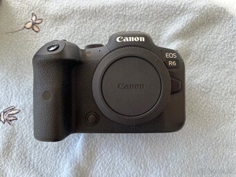 Canon R6 + battery grip - 4